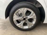 Chevrolet Onix 2023 4p LS L3/1.0/T Aut 2023 Chevrolet Onix Venta Llantas 7
