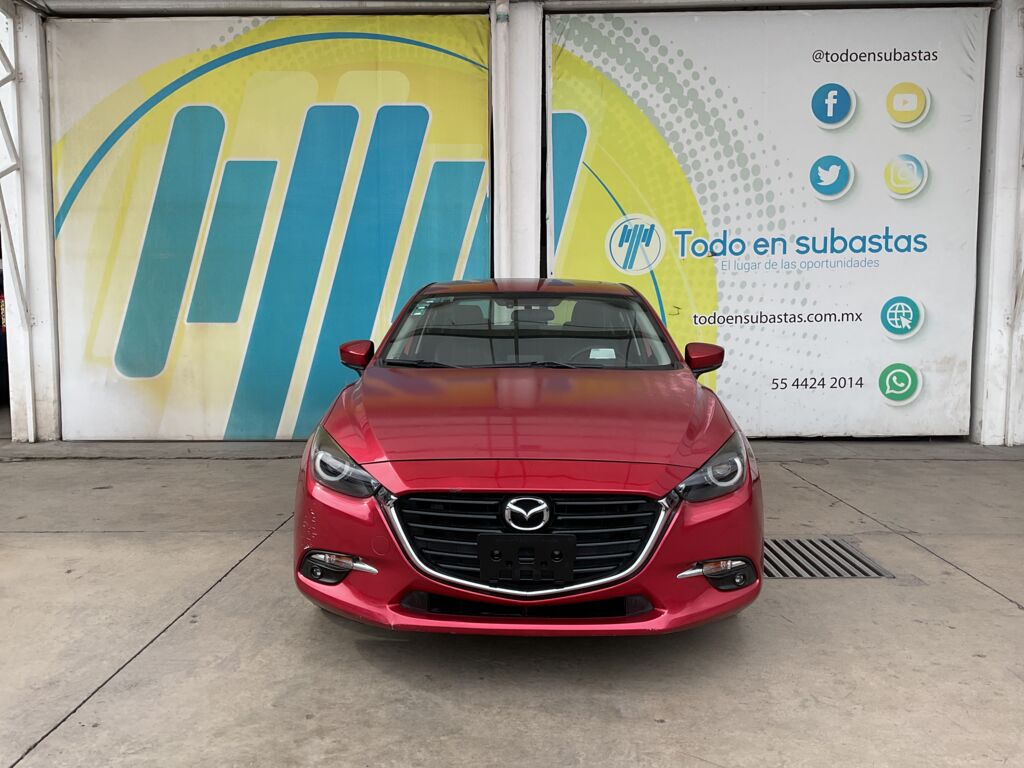 Mazda 3 2018 4p Sedán S Grand Touring L4/2.5 Skyactiv Drive 2018 Mazda 3 Venta Exteriores 2