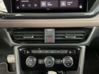 Volkswagen Taos 2024 5p Highline L4/1.4/T Aut 2024 Volkswagen Taos Venta Interiores 9
