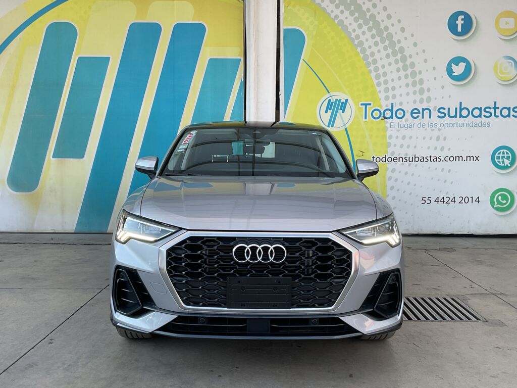 Audi Q3 2023 5p 35 Select L4/1.4/T S-Tronic 2023 Audi Q3 Venta Exteriores 2