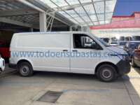 Volkswagen Transporter 2024 5p Cargo L4/2.0/TDI Man A/A IMG_3094