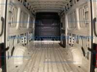 Volkswagen Crafter 2024 5p Van L4/2.0/TDI Man A/A 4.9/Ton LWB 2024 Volkswagen Crafter Ingreso Cajuela 1