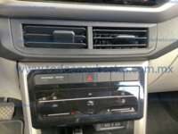 Volkswagen Taigun 2023 5p Comfortline L4/1.0/T Aut IMG_3164