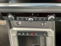Audi Q3 2024 5p 40 Select L4/2.0/T S-Tronic 2024 Audi Q3 Venta Interiores 10