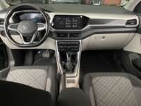 Volkswagen Taigun 2024 5p Comfortline L3/1.0/T Tiptronic 2024 Volkswagen Taigun Venta Interiores 4