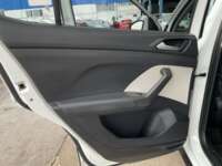 Volkswagen Taigun 2024 5p Highline L3/1.0/T Tiptronic 2024 Volkswagen Taigun Venta Interiores 21