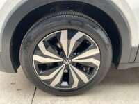 Volkswagen Taigun 2024 5p Highline L3/1.0/T Tiptronic 2024 Volkswagen Taigun Venta Llantas 1