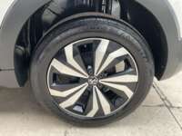 Volkswagen Taigun 2024 5p Highline L3/1.0/T Tiptronic 2024 Volkswagen Taigun Venta Llantas 4