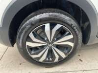 Volkswagen Taigun 2024 5p Highline L3/1.0/T Tiptronic 2024 Volkswagen Taigun Venta Llantas 7