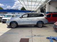 Nissan Pathfinder 2014  IMG_3898