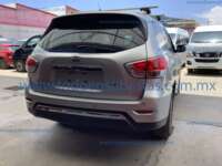 Nissan Pathfinder 2014  IMG_3894