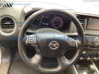 Nissan Pathfinder 2014  IMG_3901