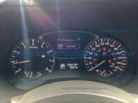 Nissan Pathfinder 2014  IMG_3902