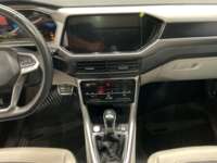 Volkswagen Taigun 2024 5p Comfortline L3/1.0/T Tiptronic 2024 Volkswagen Taigun Venta Interiores 4