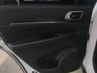 Jeep Grand Cherokee 2018 5p Limited Lujo 4X4 V8/5.7 Aut    2018 Jeep Grand Cherokee Venta Interiores 18