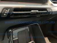 BMW iX2 2024 5p eDrive 30 EV 64.8 kWh 2024 BMW iX2 Ingreso Interiores 11