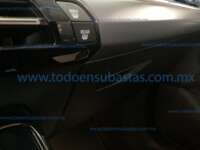 BMW iX2 2024 5p eDrive 30 EV 64.8 kWh 2024 BMW iX2 Ingreso Interiores 14