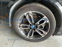 BMW iX2 2024 5p eDrive 30 EV 64.8 kWh 2024 BMW iX2 Ingreso Llantas 0