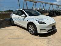 Tesla Modelo Y 2022 5p Autonomía Mayor IMG_1079