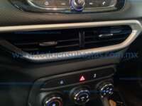 Chevrolet Tracker 2021 5p LT L3/1.2/T Aut 2021 Chevrolet Tracker Ingreso Interiores 10