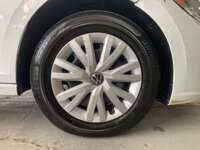Volkswagen Jetta 2024 4p Trendline L4/1.4/T Tiptronic 2024 Volkswagen Jetta Venta Llantas 10