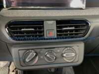 Volkswagen Tera 2026 5p Comfortline L3/1.0/T Tiptronic IMG_4433