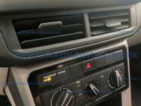 Volkswagen Taigun 2024 5p Trendline L3/1.0/T Tiptronic IMG_9352