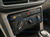 Volkswagen Taigun 2024 5p Trendline L3/1.0/T Tiptronic IMG_9353