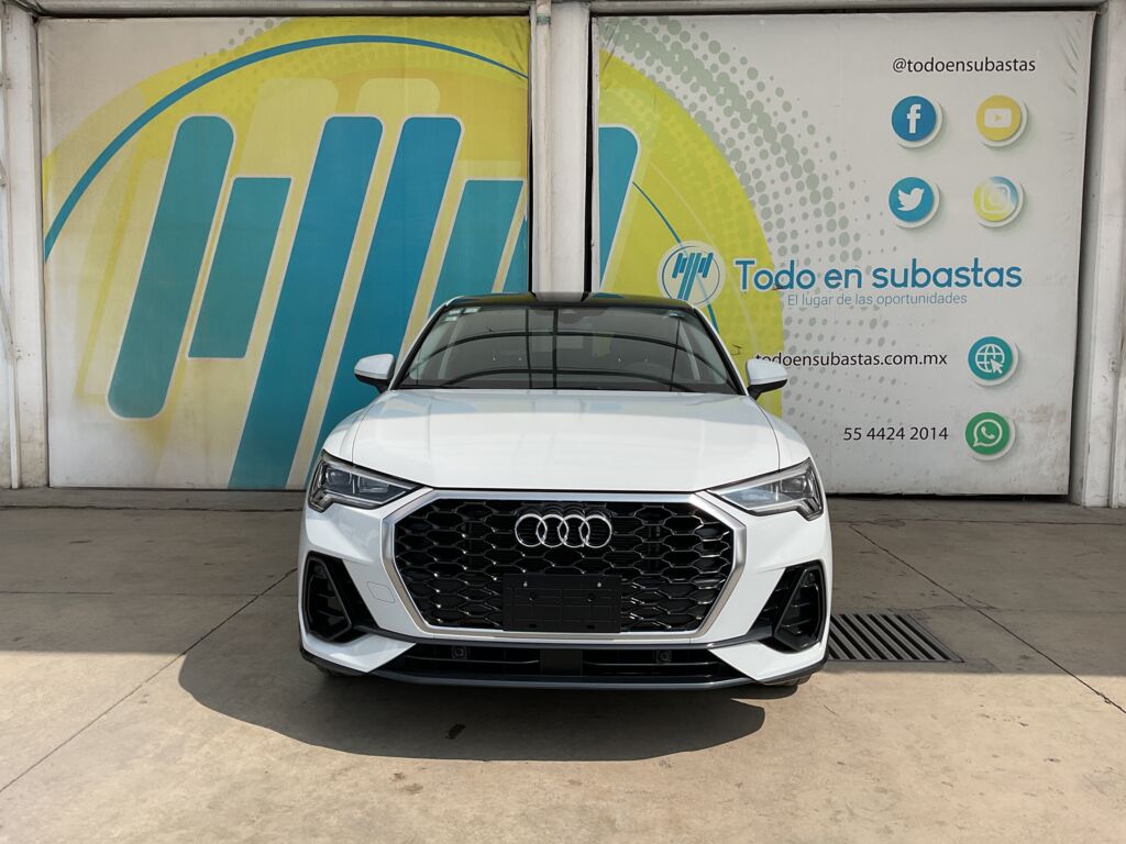 Audi Q3 2023 5p 35 Sportback Select L4/1.4/T S-Tronic 2023 Audi Q3 Venta Exteriores 2