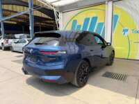 BMW iX 2024 5p xDrive 40 EV 76.6 kWh 2024 BMW iX Venta Exteriores 5