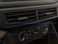 Volkswagen Virtus 2024 4p Trendline L4/1.6 Man 2024 Volkswagen Virtus Ingreso Interiores 9