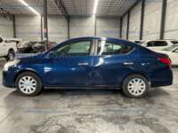Nissan Versa 2018 4p Sense L4/1.6 Man IMG_2175