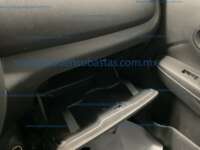 Nissan Versa 2018 4p Sense L4/1.6 Man IMG_2160