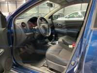 Nissan Versa 2018 4p Sense L4/1.6 Man IMG_2152