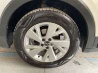 Volkswagen Taigun 2025 5p Trendline L3/1.0/T Tiptronic 2025 Volkswagen Taigun Venta Llantas 1