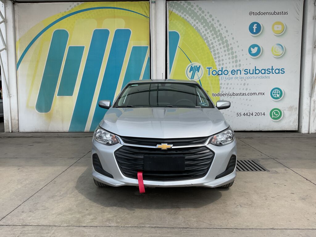 Chevrolet Onix 2022 4p LS L3/1.0/T Aut  2022 Chevrolet Onix Venta Exteriores 2