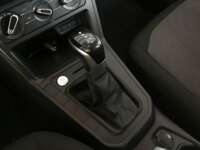 Volkswagen Polo 2024 5p Comfortline L3/1.0/T Tiptronic Línea Nueva 2024 Volkswagen Polo Venta Interiores 11