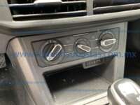 Volkswagen Polo 2024 5p Comfortline L3/1.0/T Tiptronic Línea Nueva 2024 Volkswagen Polo Ingreso Interiores 10