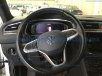 Volkswagen Tiguan 2024 5p R-Line L4/2.0/T DSG 4 Motion 2024 Volkswagen Tiguan Ingreso Interiores 2