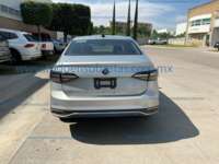 Volkswagen Virtus 2024 4p Trendline L4/1.6 Tiptronic 2024 Volkswagen Virtus Ingreso Exteriores 6