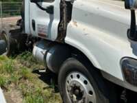 Freightliner Cascadia 2017  2017 Freightliner Cascadia Venta Llantas 2