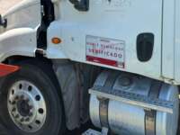 Freightliner Cascadia 2017  2017 Freightliner Cascadia Venta Llantas 3