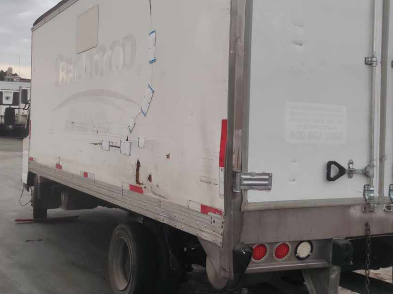 Freightliner FL360 2015  2015 Freightliner FL360 Venta Exteriores 2