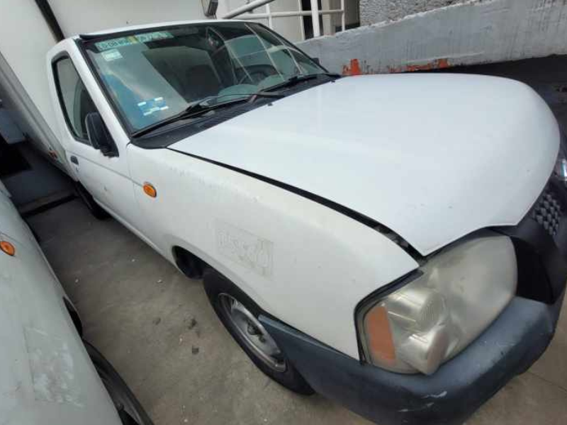 Nissan NP300 Chasis Cabina 2015  2015 Nissan NP300 Chasis Cabina Venta Exteriores 2