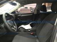 Volkswagen Jetta 2023 4p Trendline L4/1.4/T Tiptronic 2023 Volkswagen Jetta Ingreso Interiores 14