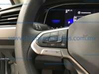Volkswagen Jetta 2023 4p Trendline L4/1.4/T Tiptronic 2023 Volkswagen Jetta Ingreso Interiores 6