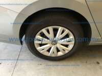Volkswagen Jetta 2023 4p Trendline L4/1.4/T Tiptronic 2023 Volkswagen Jetta Ingreso Llantas 3