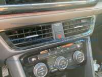 Volkswagen Taos 2024 5p Highline L4/1.4/T Tiptronic 2024 Volkswagen Taos Ingreso Interiores 12