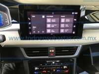 Volkswagen Taos 2025 5p Highline L4/1.4/T Tiptronic 2025 Volkswagen Taos Ingreso Interiores 8